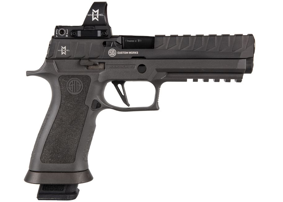 The Sig Sauer P320 MAX comes standard with a SIG SAUER Electro-Optics 6MOA ROMEO3MAX, and (4) 21rd Steel Magazines.